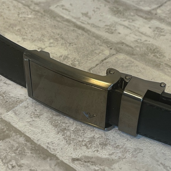 SLIDEBELTS Vegan Synthetic Leather Sliding Locking Click Belt Men’s size 30-40 - Picture 2 of 7